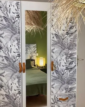 Belle Climatisee Avec 2 Chambres, Terrasse En Angle, Parking Privatif Dans Securisee Piscine Commune 800 M De La Lrcs151 아파트 *