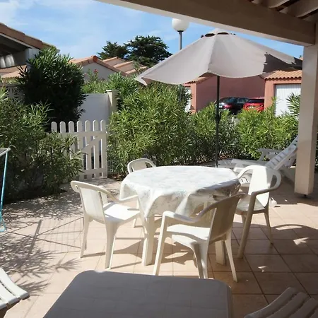 Apartment Belle: Secure With Pool, Terrace, And Proximity
