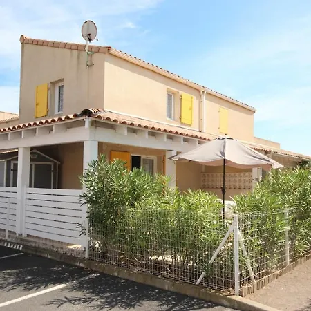 Belle Climatisee Avec 2 Chambres, Terrasse En Angle, Parking Privatif Dans Securisee Piscine Commune 800 M De La Lrcs151 *