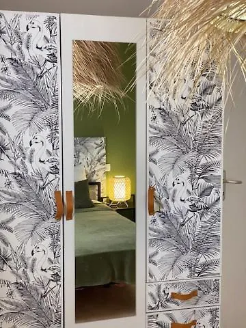 Belle Climatisee Avec 2 Chambres, Terrasse En Angle, Parking Privatif Dans Securisee Piscine Commune 800 M De La Lrcs151 Apartament *